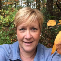 Dr. Mary Karen Willhoite