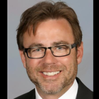Dr. Roderick  Vansurksum