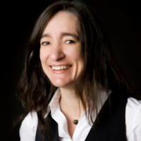 Dr. Angela Hodgson Hunter