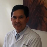 Dr. Oscar  Alcalde