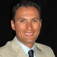 Dr. Thomas  Toma