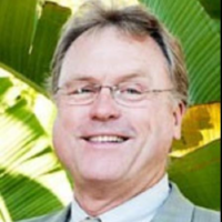 Dr. Michael L Potts