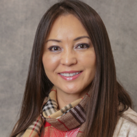 Dr. Lindy  Beverly
