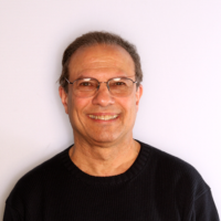 Dr. Stephen A Solomon