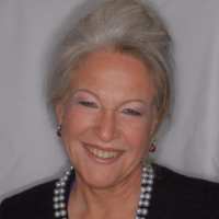 Dr. Claire E Stagg