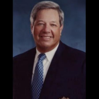 Dr. Glenn M Abrahmsohn