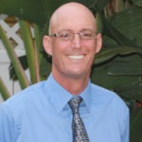 Dr. James E Strauss