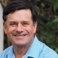 Dr. Alan E Fetner