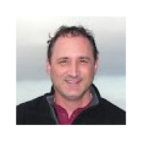 Dr. Eduardo  de la Paz