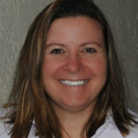 Dr. Tina  Thomas