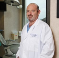 Dr. Glenn  Maron
