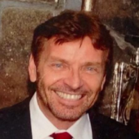 Dr. Daniel J Carlon