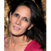 Dr. Gretchen  Heinsen