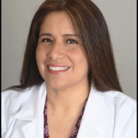 Dr. Karim Rossina Revoredo