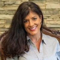 Dr. Amy Mitchell Huthwaite