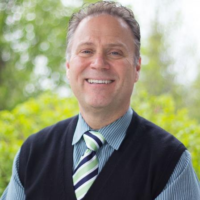 Dr. David  Noffert