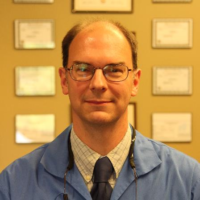 Dr. Thomas G Hauff