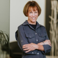 Dr. Margie L Mannering