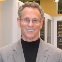 Dr. Gary M Treinkman