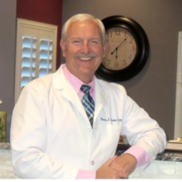 Dr. Dennis L Schulze