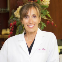 Dr. Mary  Papez Berg