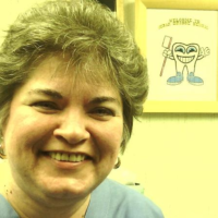 Dr. Anna  Folenta