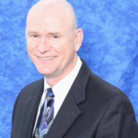 Dr. Steven E Holbrook