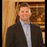 Dr. Christopher M Hoskins