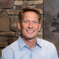 Dr. Eric S von Hoven