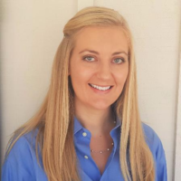 Dr. Lauren A Ulbrich
