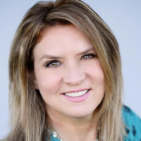 Dr. Lisa R Kurtz-Romano