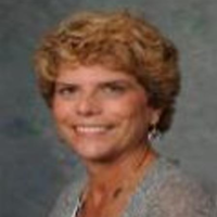 Dr. Lynn R Wuthnow