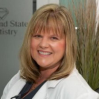 Dr. Lucinda K Bunting