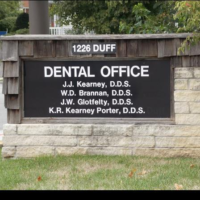Dr. Joseph W Glotfelty