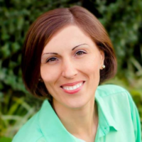 Dr. Tatiana  Staver