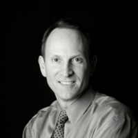 Dr. L Douglas Knight