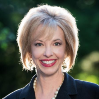 Dr. Kelly  Halligan