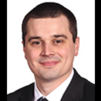 Dr. Daniel  Green