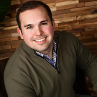 Dr. Nathan T VanLaecken