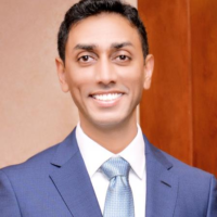Dr. Muzamil  Gufran