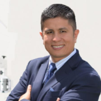 Dr. Jhony  Espinoza