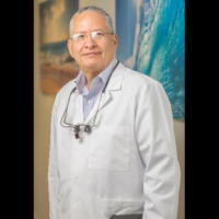 Dr. Raul D Perez