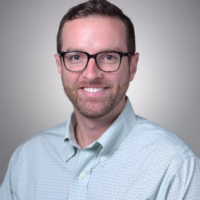 Dr. Scott  McCauley