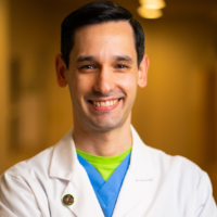 Dr. Octavio  Oliva