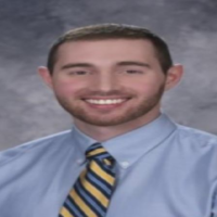 Dr. David  Maconi