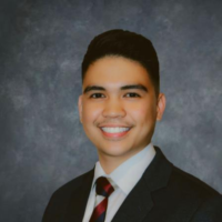 Dr. Noah  Cruz