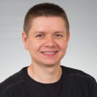 Dr. Vitaly  Perets