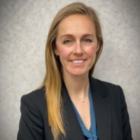 Dr. Michelle  Callahan
