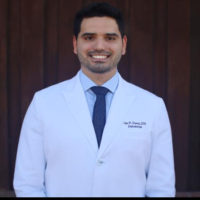 Dr. Alex Ronnie Chavez