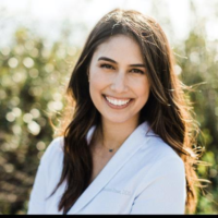 Dr. Charlotte  Etesse